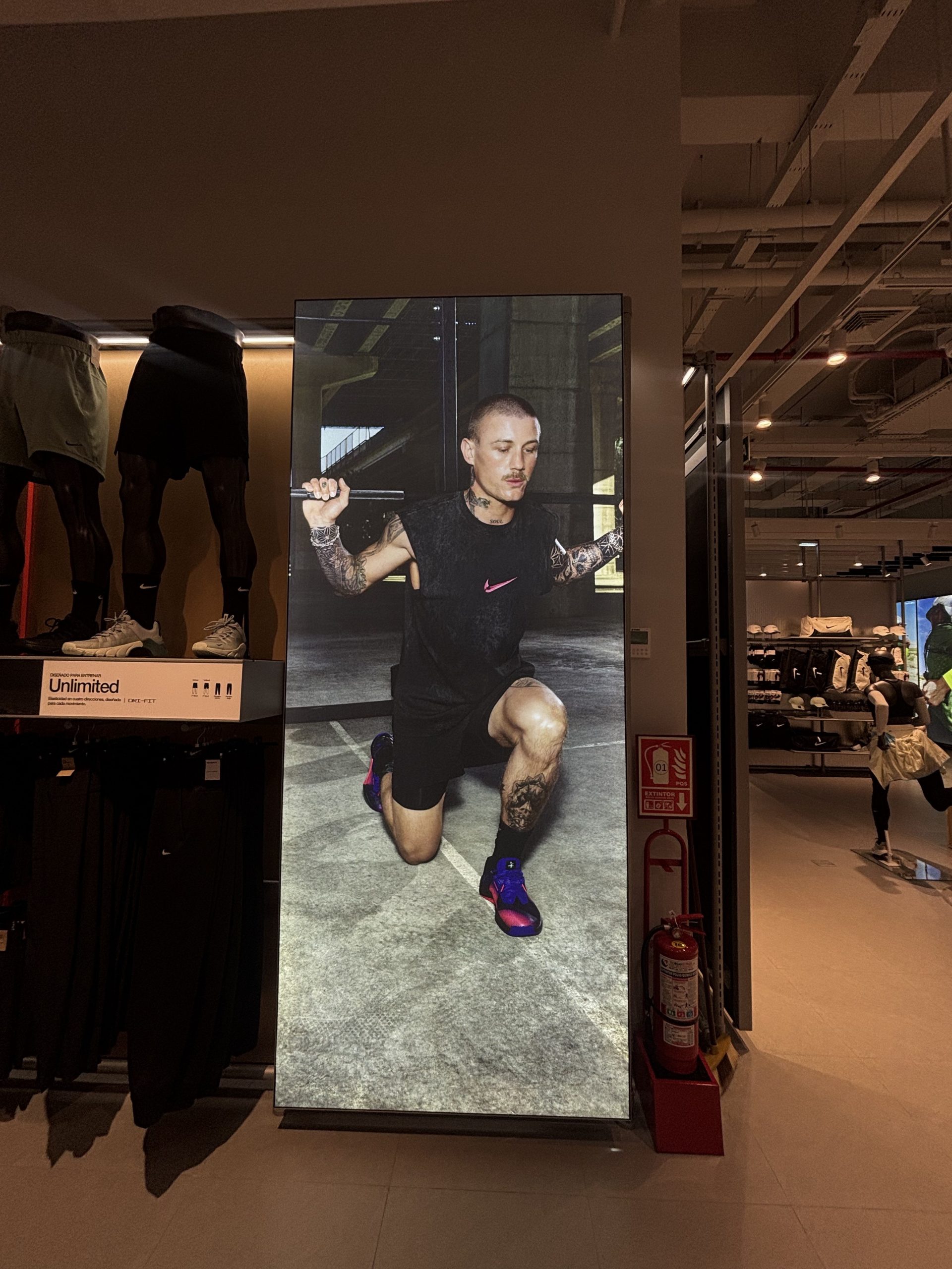 Nike - Panel vertical LED